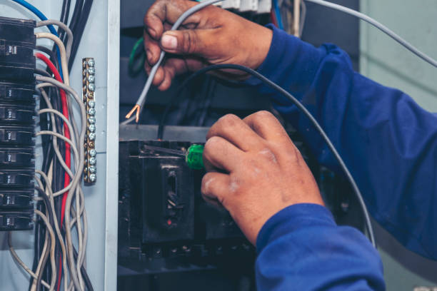 Best Electrical Outlet Repair  in Maryland Heights, MO